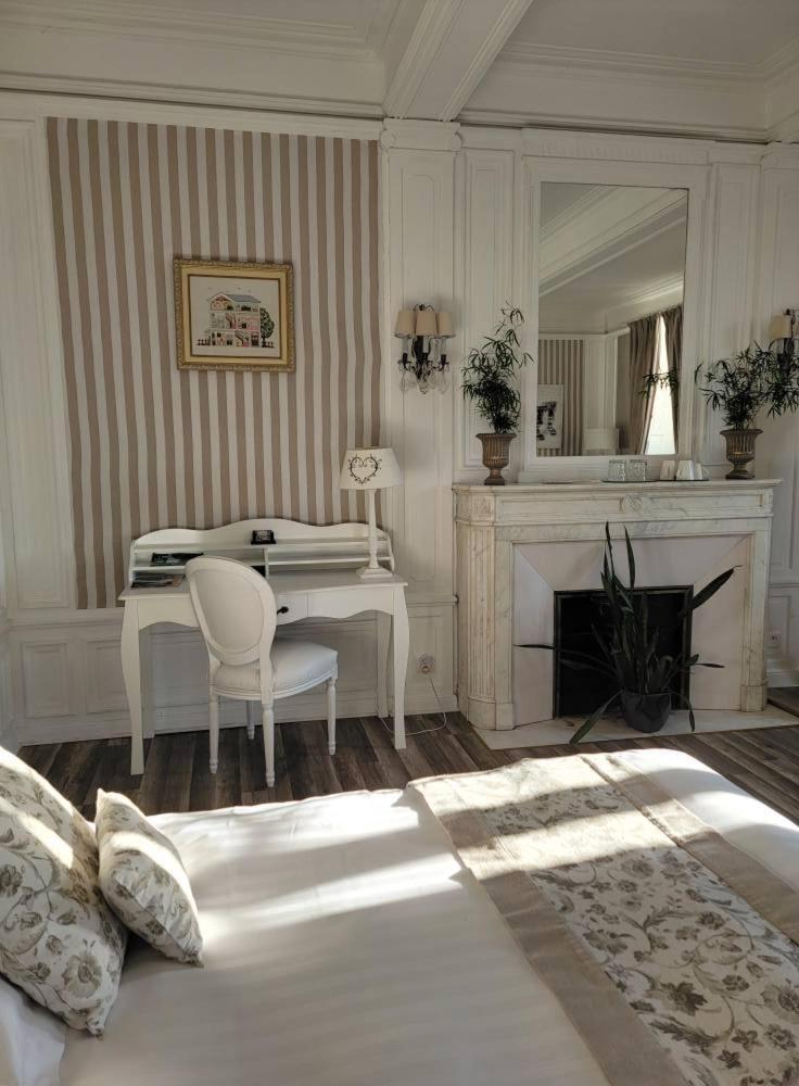 Maison D'Hotes "Les Jardins De Mazamet" Ngoại thất bức ảnh