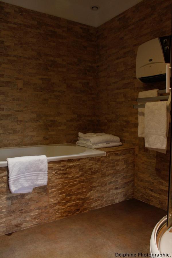 Maison D'Hotes "Les Jardins De Mazamet" Ngoại thất bức ảnh